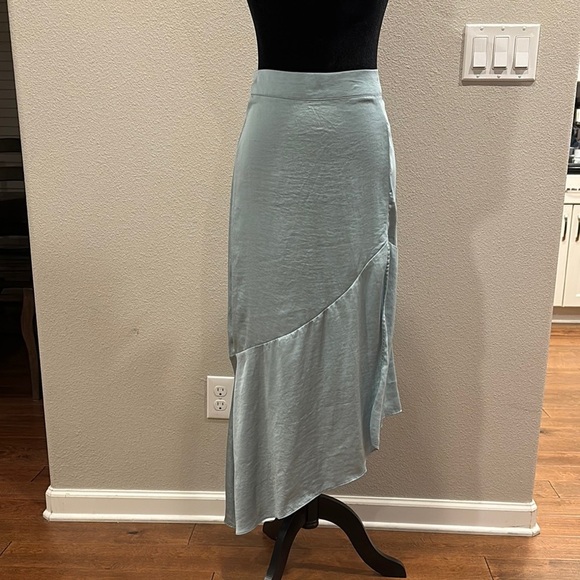 FREE PEOPLE Women’s Skirt, NWT. Color is Seafoam green. - Picture 1 of 5